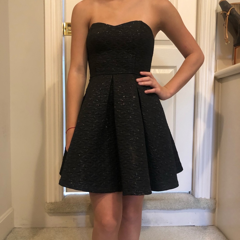 Astr black pleated party dress